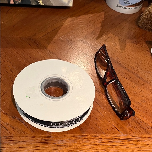 Gucci Black and White Ribbon - Picture 2 of 3